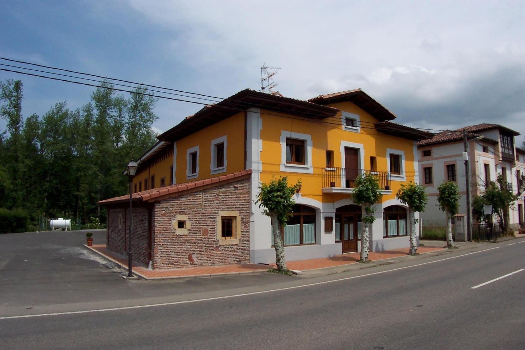 Conjunto Hotelero La Pasera Soto De Cangas Exterior foto